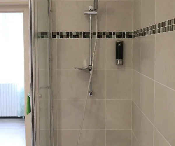 Confort Au Coeur Du Village Vakantiehuis *