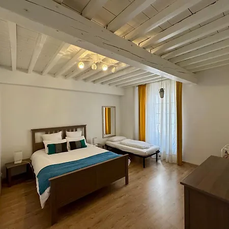 Ferienhaus Confort Au Coeur Du Village Verniolle
