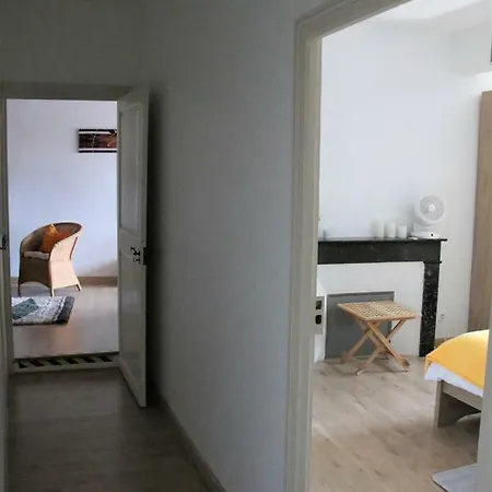 Confort Au Coeur Du Village Hébergement de vacances *