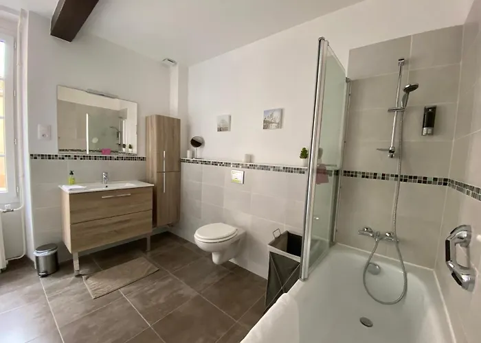 Confort Au Coeur Du Village Holiday home *