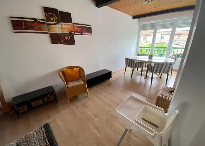 Confort Au Coeur Du Village Holiday home Verniolle