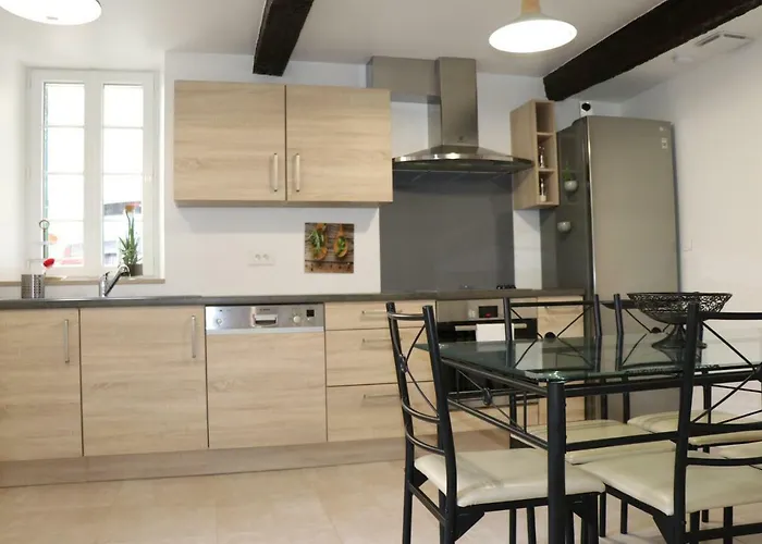 Ferienhaus Confort Au Coeur Du Village Verniolle